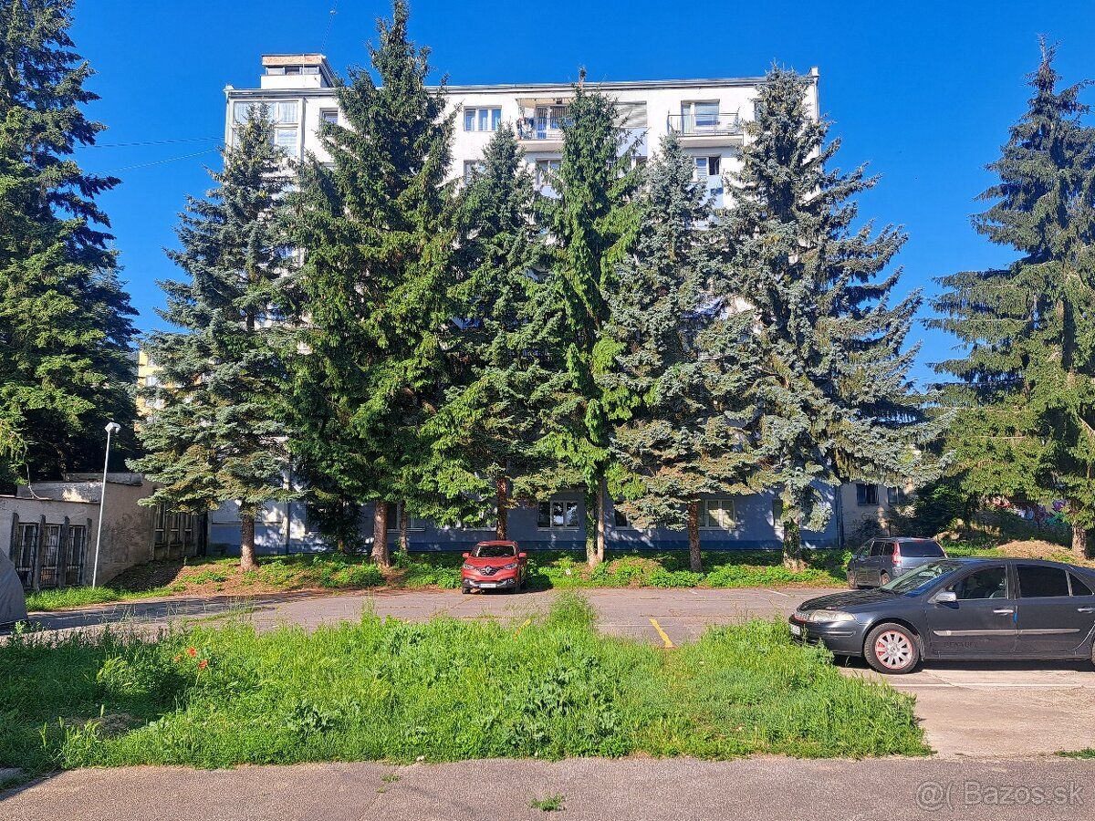 Na prenajom 1 parkovacie miesto, ul. Pribinova 174 pri Tescu
