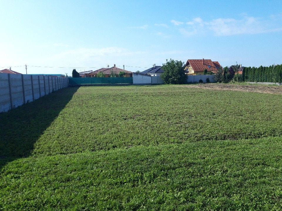 NAJLEPSZA DZIELKA BUDOWLANA 1000m² W NOWYM OŚRODKU ZE WSZYSTKIMI SIECIAMI INŻYNIERYJNYMI!