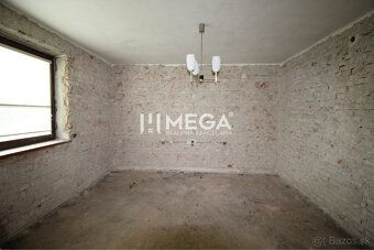 Typ: Dom jednorodzinny Ulica: Brestowska Miejscowość