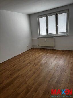 Helena Tóthová představuje prodej 2-pokojového bytu (56 m²)