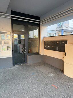 Wynajmę lokal użytkowy / biuro - 10 m², centrum miasta