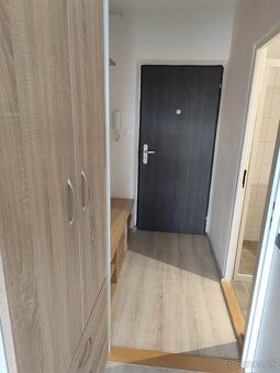 Do wynajęcia przytulne umeblowane studio o powierzchni 25 m² w miejscowości Kysucké Nové Mesto
