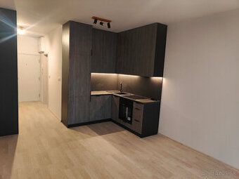 Do wynajęcia przytulne umeblowane studio o powierzchni 25 m² w miejscowości Kysucké Nové Mesto