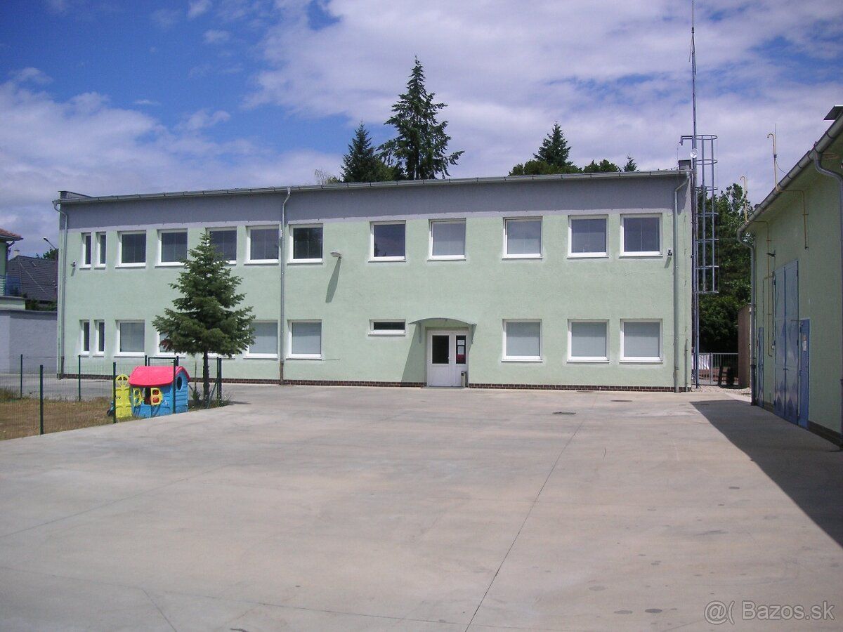 Pronájem kanceláře v centru města Nové Město nad Metují, Hvězdoslavova 35