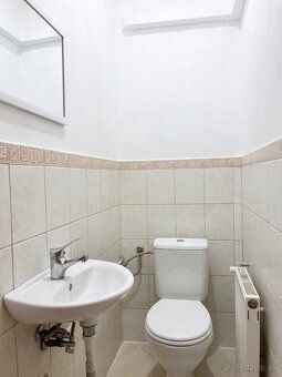 NA PRONÁJEM – obchodní prostor v centru Trnavy | Pekárská ul.