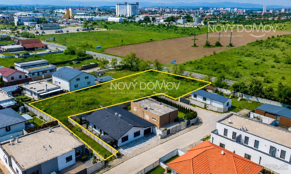 STAVEBNÍ POZEMEK – 528 m² SENEC – ulice u Černé vody Cena bez DPH: 94 000 € Cena s DPH: 115 600 €