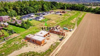 LUHOVA reality Vám výhradně nabízí k prodeji stavební pozemky