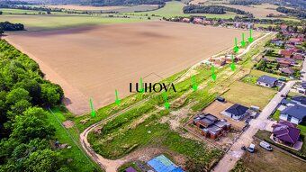 LUHOVA reality Vám výhradně nabízí k prodeji stavební pozemky