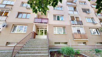PINK reality nabízí k prodeji 3+1 byt o ploše 62 m²,