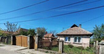 Na prodej cihlový rodinný dům v Egyházasgerge za 39 000 eur.