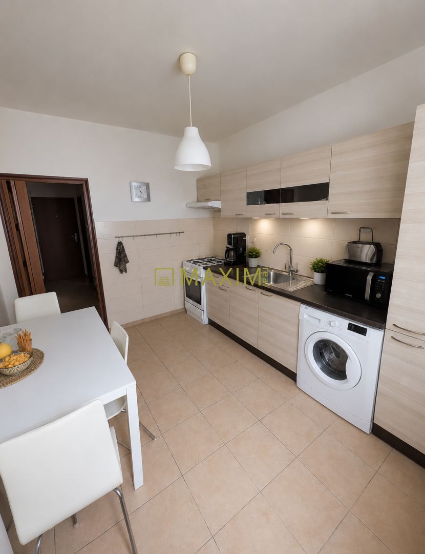 Oferujemy na sprzedaż jasne i praktycznie urządzone jednopokojowe mieszkanie w