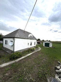 Typ: Rodinný dom Ulica: Vrbová nad Váhom Obec: Vrbová nad Vá