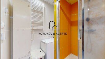 KORIJKOV & AGENTS oferuje ekskluzywnie na sprzedaż przestronne mieszkanie