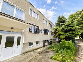 Lenyo oferuje na sprzedaż duży 3-pokojowy apartament w miejscowości Selice
