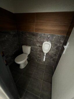 Пропонуємо зал або склад з офісом і рампою. Де? в Ілаві