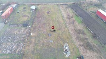 ID:404 GE-MAX Reality nabízí k prodeji stavební pozemek v ob