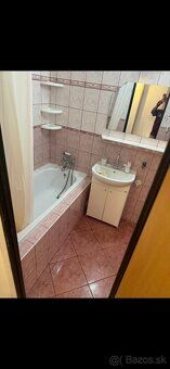 Dobry den.Ponukam na dlhodoby prenajom priestranny 4izbovy b