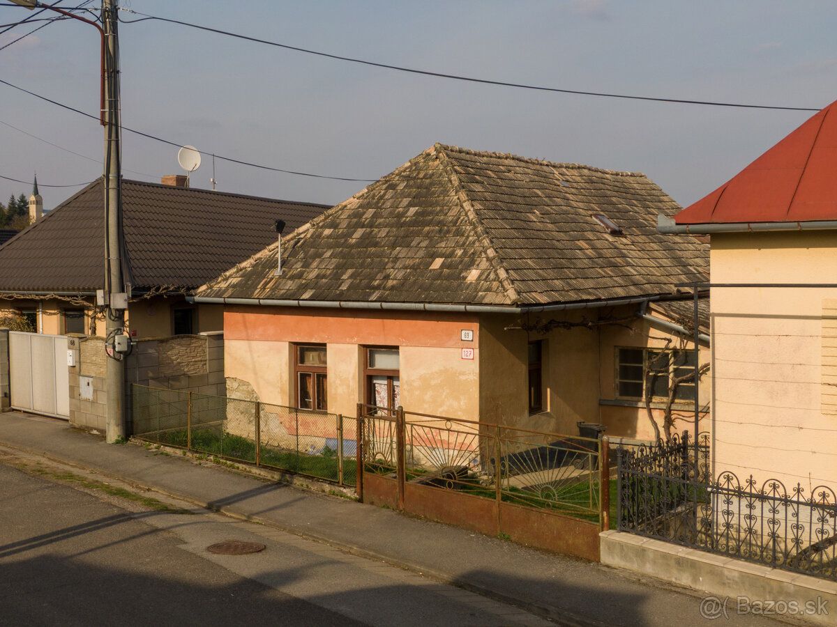 Typ: Pozemek pro rodinné domy Ulice: Okružná Obec: Zemplínská Teplica