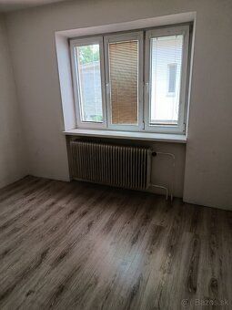 Nabízím k pronájmu 4+2 -pokojový rodinný dům ve Žilině - Bytči