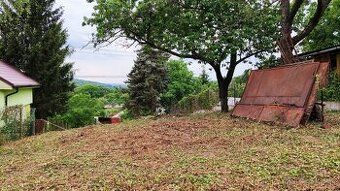 Ponúkame na predaj rozľahlý, slnečný pozemok s výmerou 3 335