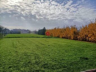 ID:500 GE-MAX Reality offers for sale flat land with area of 806 m² in Michalovce city district