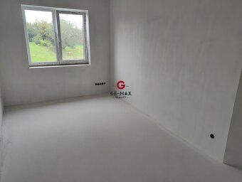 ID:443 GE-MAX Reality oferuje na sprzedaż dwupiętrowy dom jednorodzinny