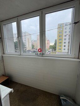 ID:548 GE-MAX Reality nabízí k prodeji dvoupokojový byt v ulici