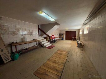 ID:554 GE-MAX Reality ponúka na predaj zaujímavý rodinný dom