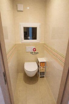 ID:446 GE-MAX Reality пропонує на продаж 3-кімнатну