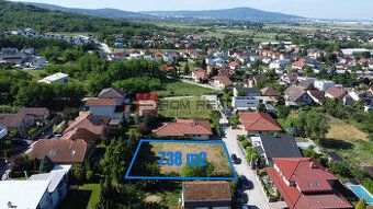 Ponúkame na predaj rozľahlý, slnečný pozemok s výmerou 3 335
