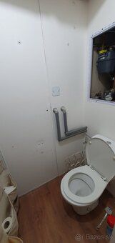 Продам 2-кімнатну квартиру в центрі Сениці на Гвездослава вулиці