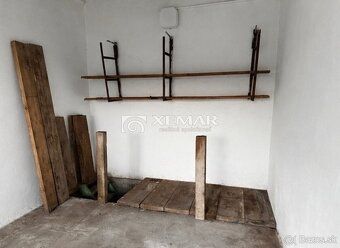 XEMAR (nebo 0944 107 803) nabízí k prodeji zděnou garáž