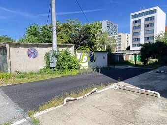 Detached garage on Koceľova Street in Ružinov district