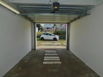 Detached garage on Koceľova Street in Ružinov district