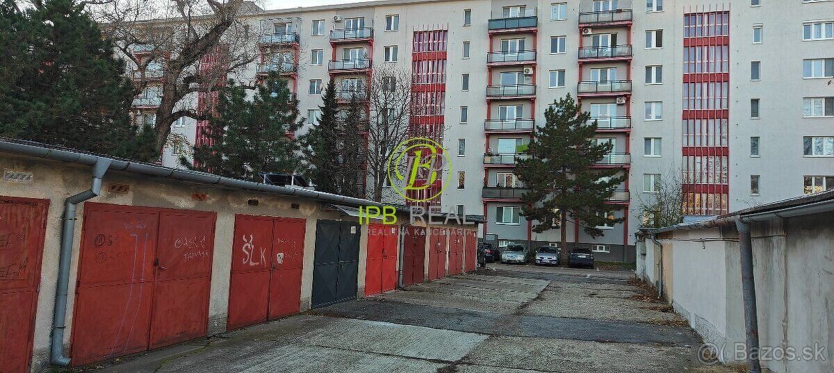 Detached garage on Haburská Street in Ružinov district