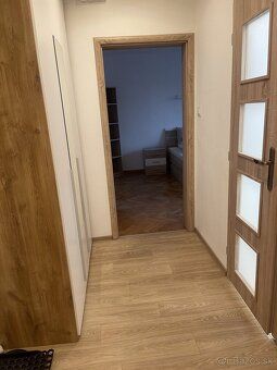 Продається повністю облаштована 2-кімнатна квартира площею