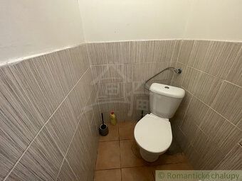 Tento rodinný dům v obci Jatov, situovaný v tiché a klidné