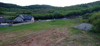 I am selling plots in the village of Fintice, part of the