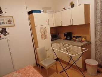 Prodej 1+1 bytu 37 m² ve zvýšeném přízemí sídliště Lúky u