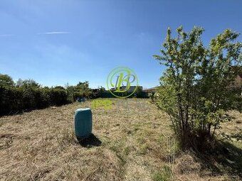 Prodám zahradu v Žabím majeru. Rozloha 420 m², voda