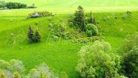 predám stavebný pozemok Stošice/Beňadiková výmera 3748 m2. M