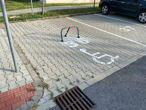Pronajmu parkovací místo v Nitře – městské části Kynek
