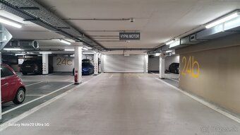 Nabízím k pronájmu parkovací stání v podzemní garáži v