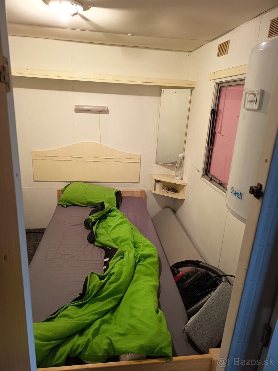 Prodám mobilní dům, základem je anglický karavan o