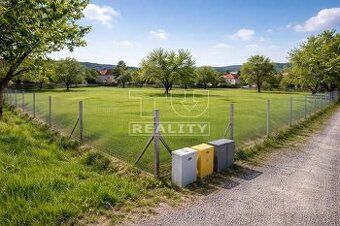 Nabízím k prodeji ve vesnici Blesovce, přímo v centru