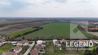 *** TICHÁ ULICA PLNÁ ZELENE, TERMÁLNE KÚPALISKO ***
EXKLUZÍV