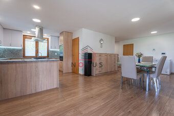 🏡 Rodinný dom na predaj – Košeca
NOVUS Reality ponúka na pre