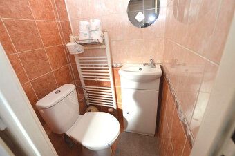 Oferuję na wynajem w centrum dzielnicy katastralnej Wajnor