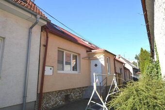 Oferuję na wynajem w centrum dzielnicy katastralnej Wajnor
