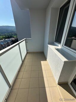Pronajmu velký 1+1 byt v Dubnici nad Váhom - centrum 2. V
